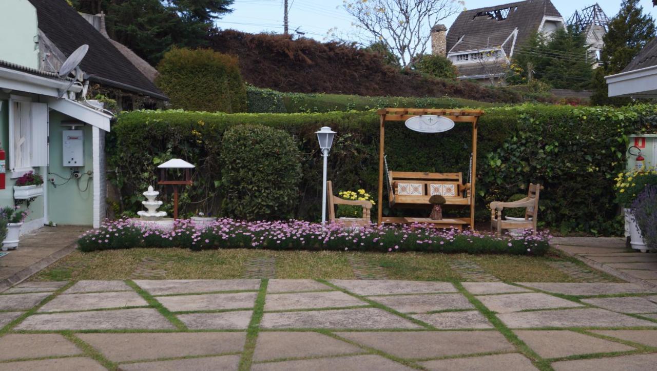 Pousada Chateau Colinas Campos do Jordão エクステリア 写真