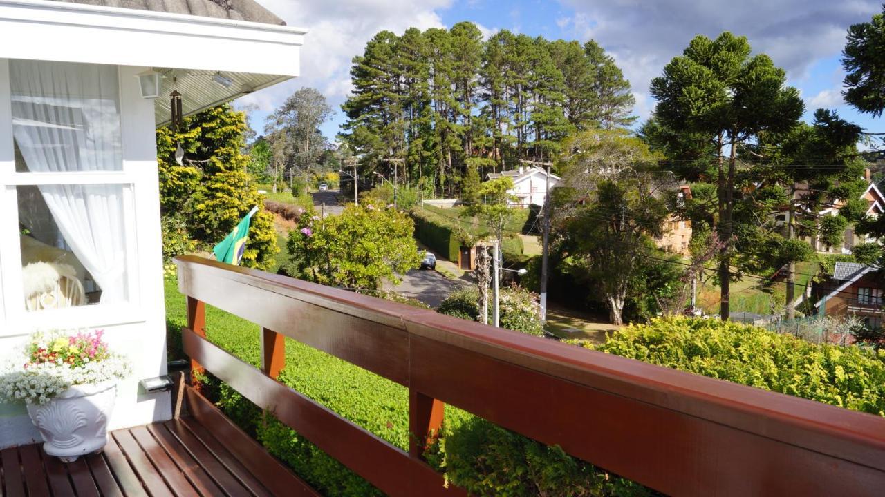 Pousada Chateau Colinas Campos do Jordão エクステリア 写真