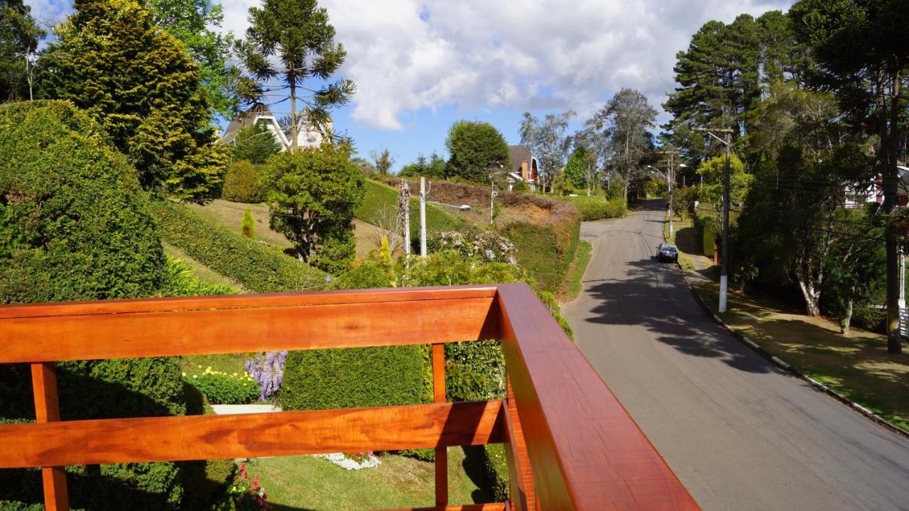 Pousada Chateau Colinas Campos do Jordão エクステリア 写真